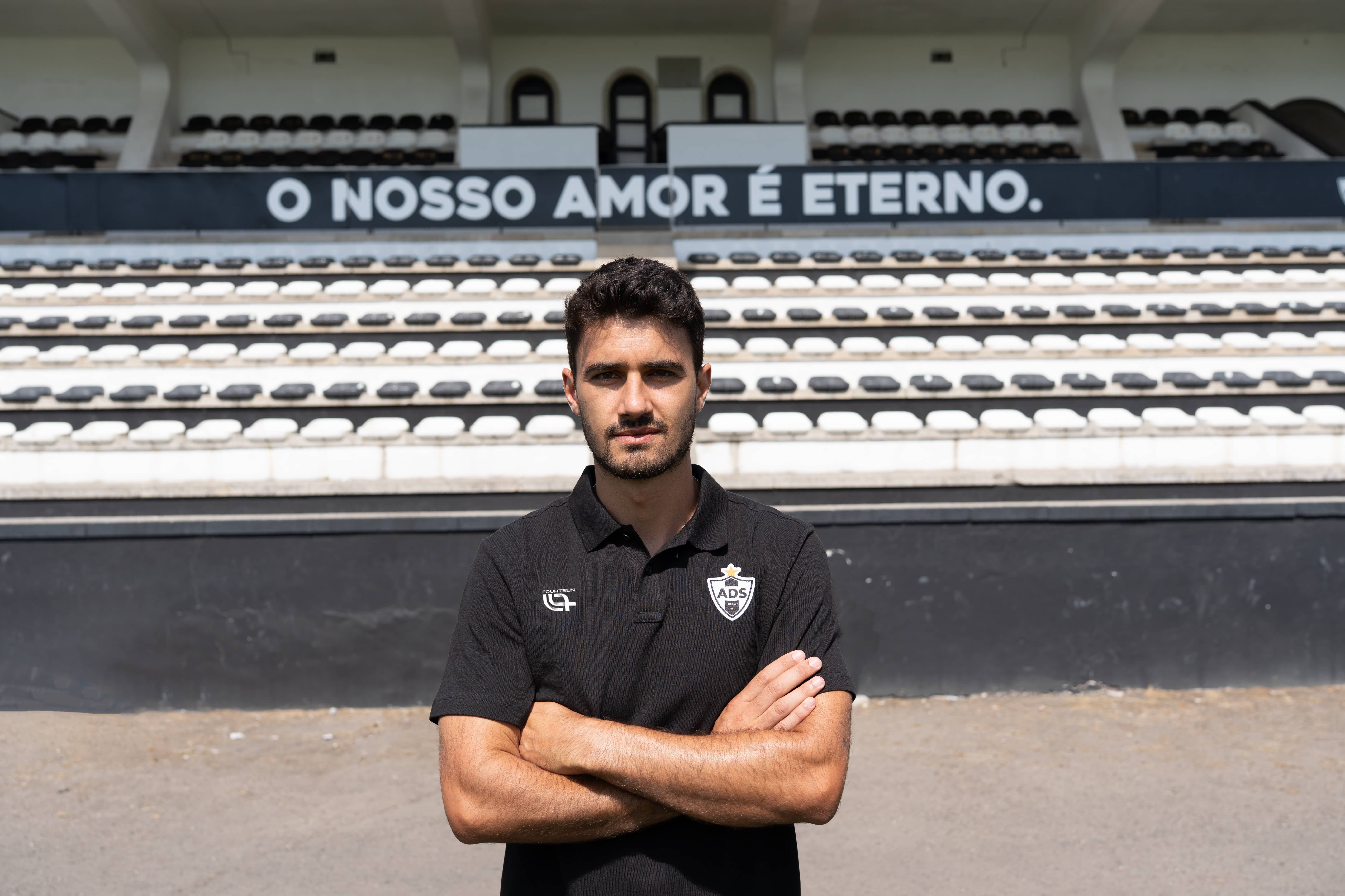 Edu Pinheiro é reforço para o meio-campo